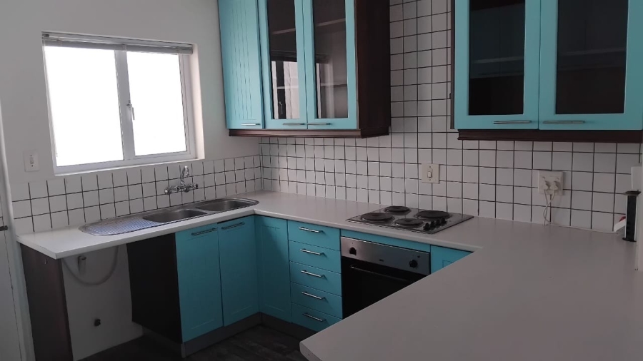 To Let 3 Bedroom Property for Rent in Paradise Beach Western Cape